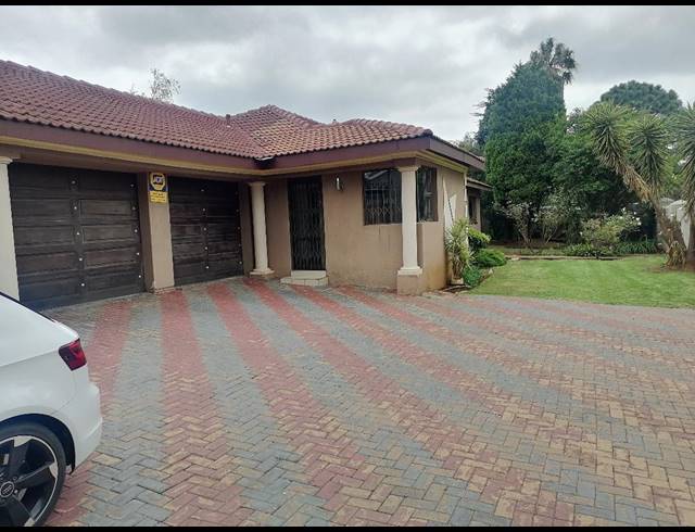 4 bed property to rent in KIBLER PARK